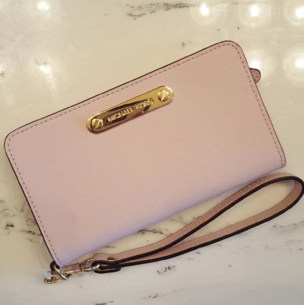 Michael Kors wristlet wallet